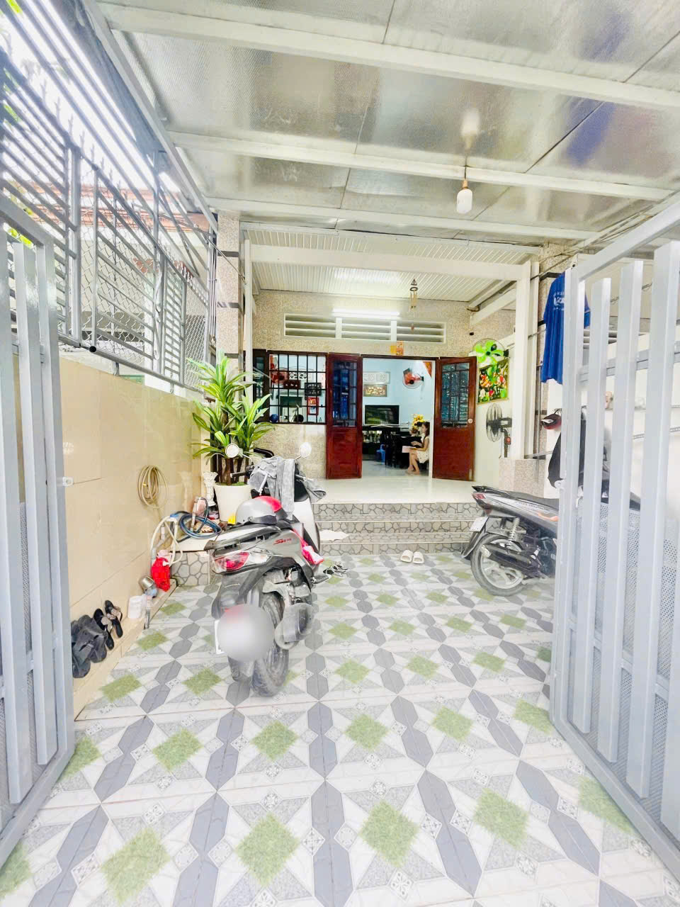 Bán nhà sổ riêng thổ cư, sân oto, đường oto, gần cây xăng P. Hiệp Hoà chỉ 3,6 tỷ - Ảnh chính