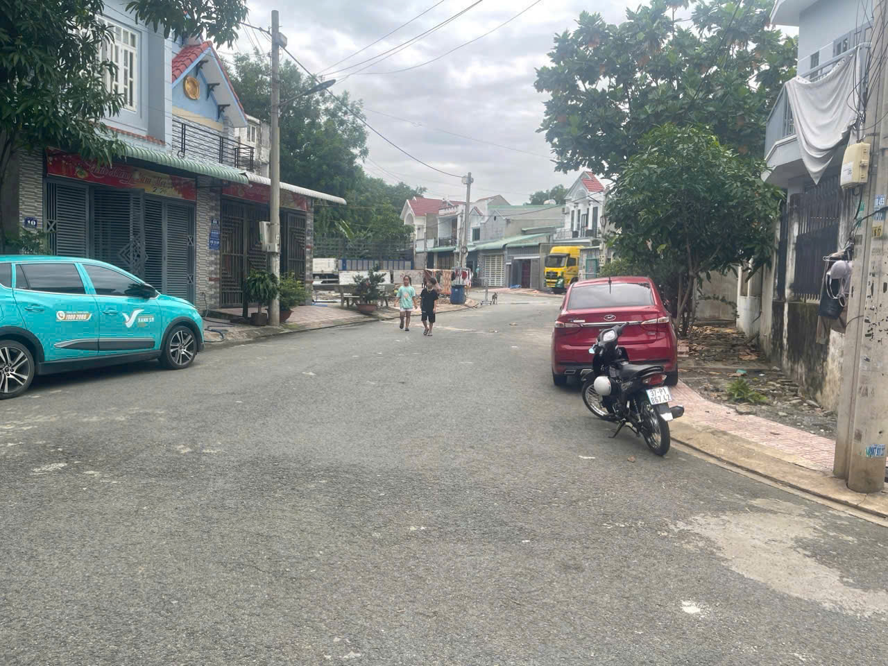 Bán nhà 1 Trệt 1 Lầu Dĩ An,đường nhựa xe hơi thông thoáng,giá đầu tư - Ảnh 3