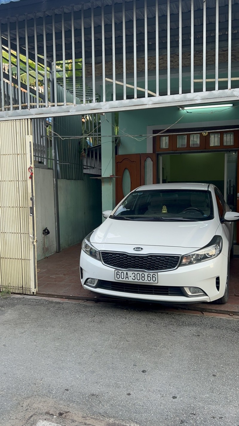 Bán nhà 125m2 Đông Hòa TT Dĩ An,Sổ Hồng Riêng đường nhựa xe hơi vi vu - Ảnh chính