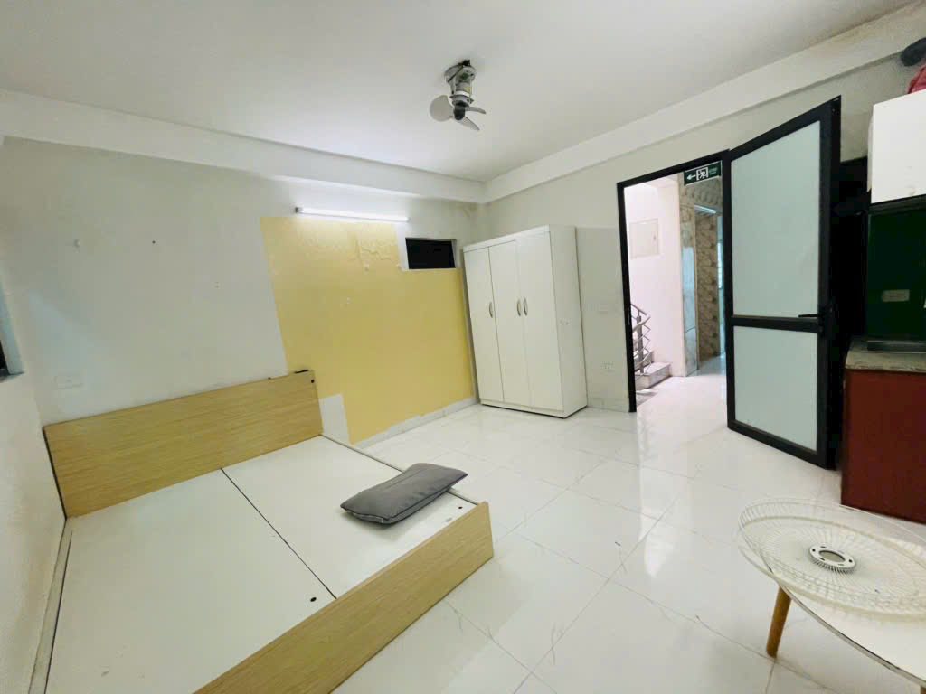 Bán gấp CHDV dòng tiền 70 tr - Hoàng Hoa Thám - HXH - 97m2 ( 4.2 X19 m ) - 4 tầng - Chỉ 12 tỷ - Ảnh 1