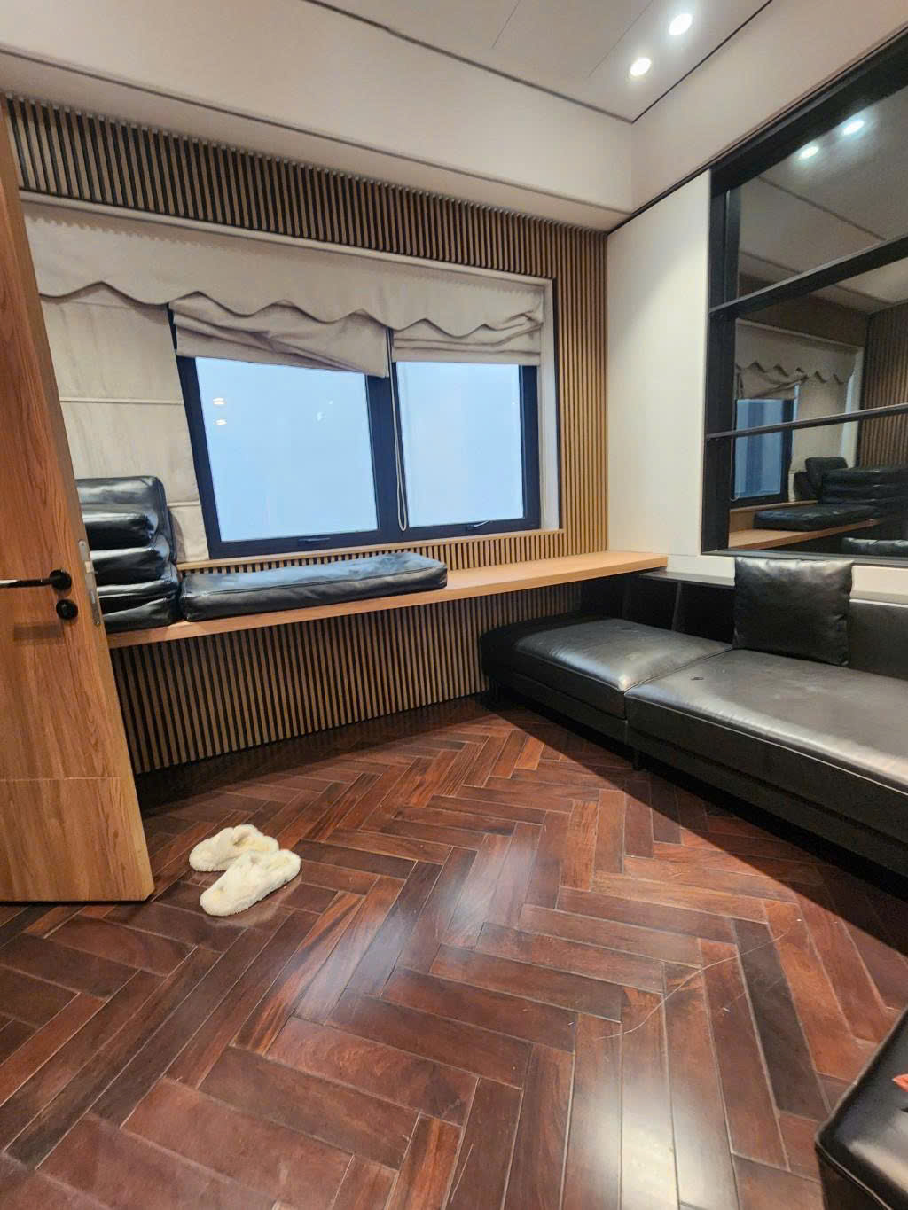 TUYỆT PHẨM THƯỢNG LƯU LÂM HẠ 130M, 7T, MT11M, THANG MÁY, NỘI THẤT TRIỆU ĐÔ, SIÊU VIP. - Ảnh 1