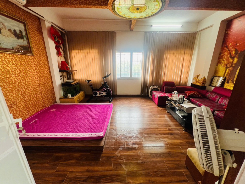 Bán nhà Đội Cấn, Ba Đình, 37m2, 5 tầng, Mt 5.6m, chỉ 9.15 tỷ - Ảnh 1