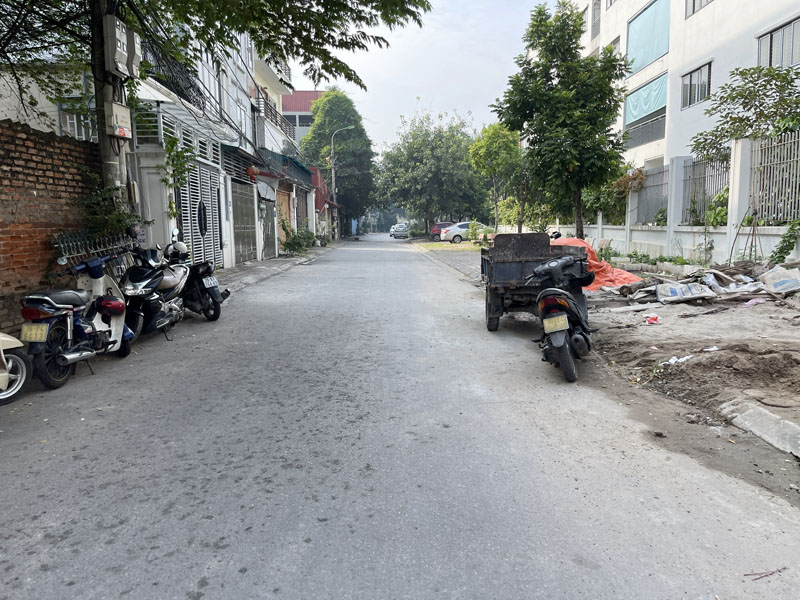 Cần bán 52m2 đất tổ 8 Thạch Bàn, đường ô tô tránh, đối diện trường học, sân chơi - Ảnh 2