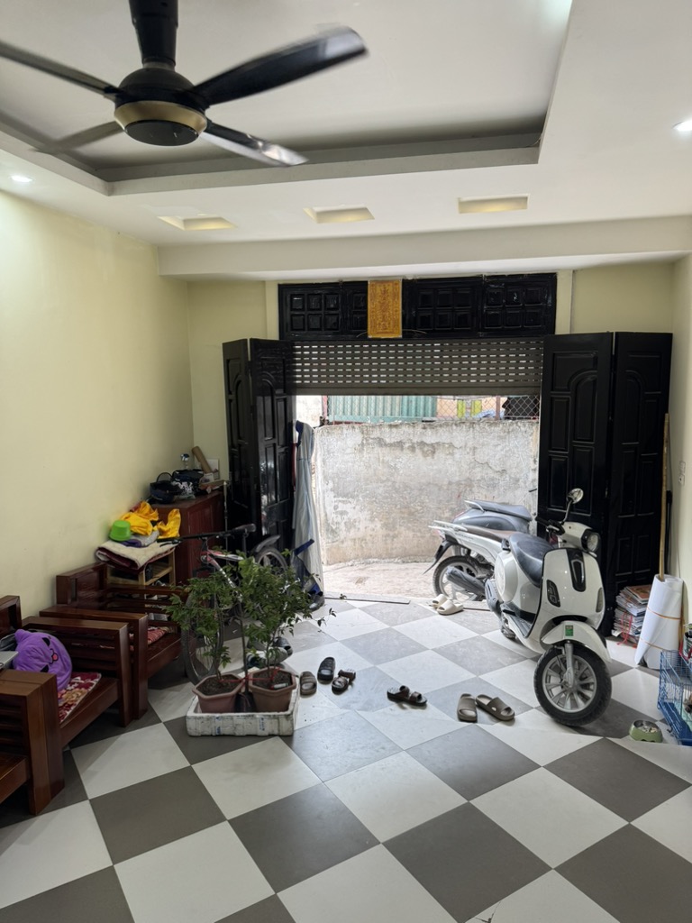 TRUNG TÂM QUÂN BÁC TỪ LIÊM SỔ ĐỎ CHÍNH CHỦ CHỦ RÂT THIỆN TRÍ BÁN - Ảnh 1