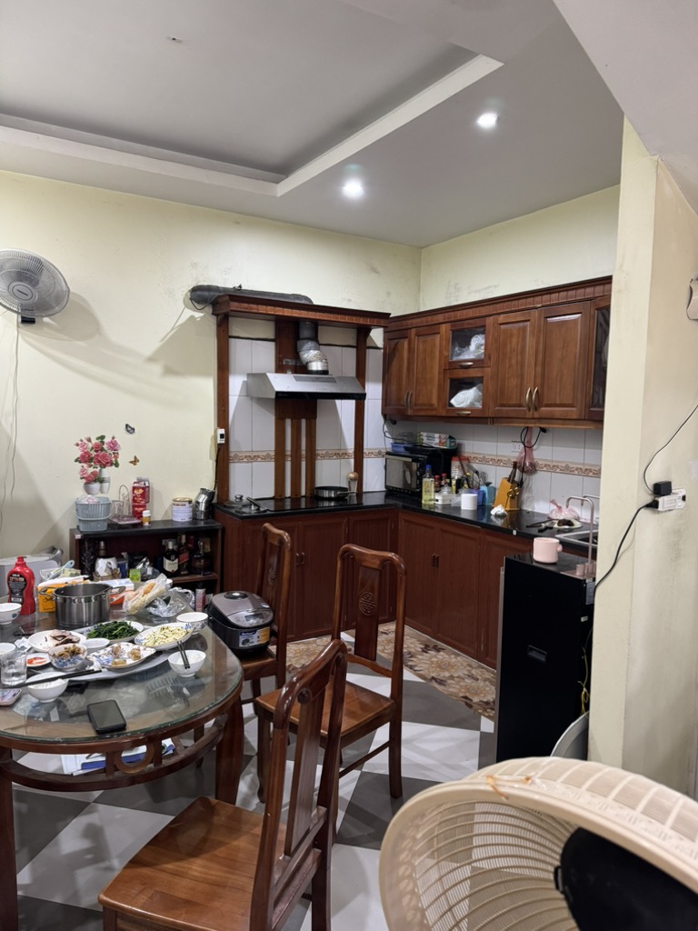 TRUNG TÂM QUÂN BÁC TỪ LIÊM SỔ ĐỎ CHÍNH CHỦ CHỦ RÂT THIỆN TRÍ BÁN - Ảnh 3
