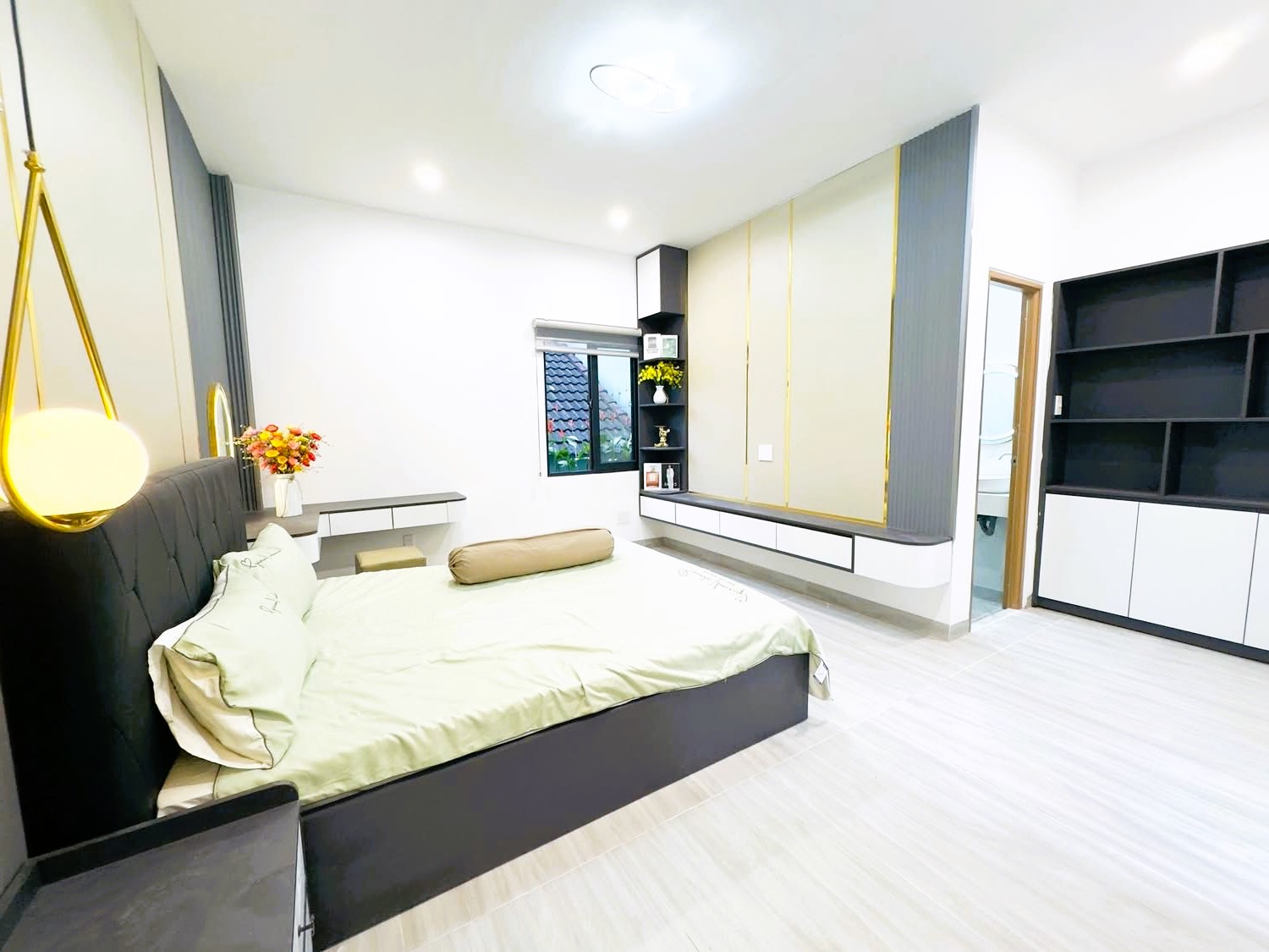 Q10 Đẹp Như Thơ – 3PN, Ngang 4m – Trường học, BV Bao Vây - Chốn Ở Bình Yên - Gần Phố Sầm Uất - 8 tỷ - Ảnh chính