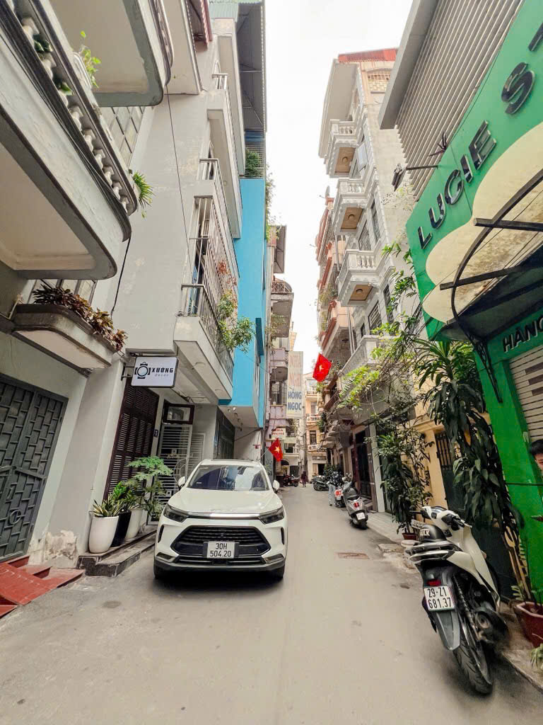 Hoàng Văn Thái, phân lô, ô tô tránh, ngõ thông, thang máy, nhà đẹp lung linh - Ảnh chính