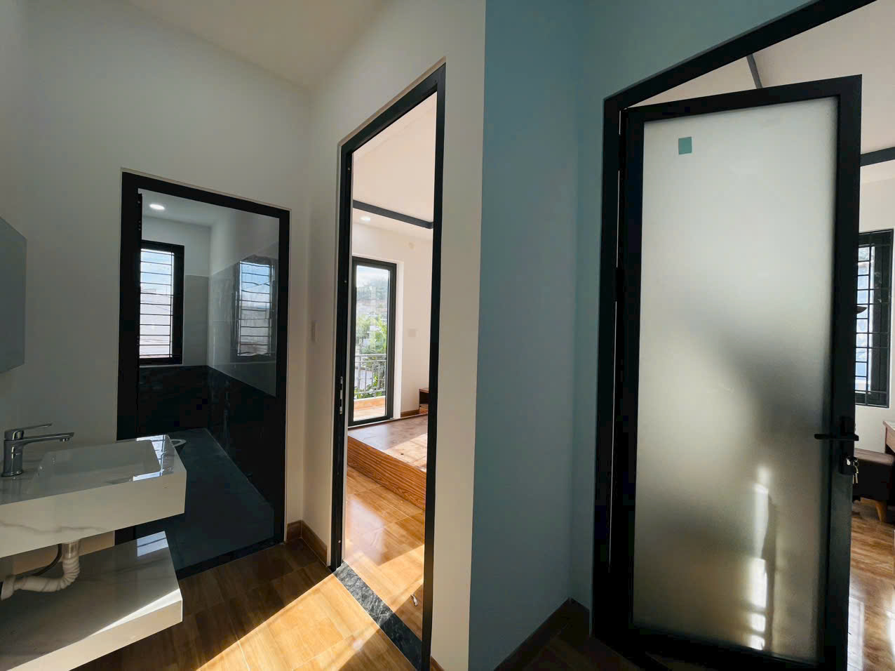 bán nhà đẹp Khu vực: vĩnh ngọc <br>Pháp lý: Sổ hồng riêng<br>Diện tích: 65.3m² ngang 6.38 Giá bán: - Ảnh 2