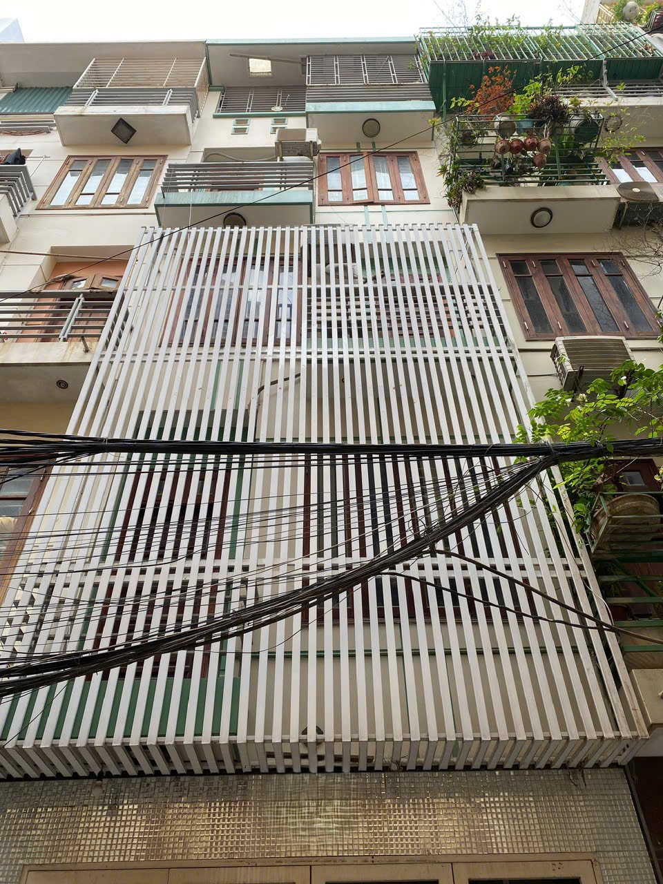Cho thuê nhà ngõ ô tô thông - KD Thái Hà, quận Đống Đa 50m x 5T, 9PN5VS giá 24 triệu - Ảnh 2