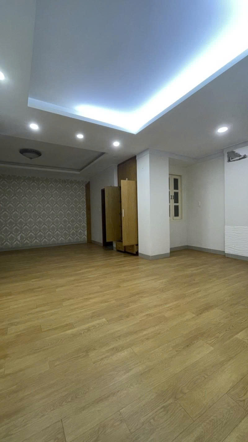 Bán nhà Biệt thự Lê Văn Sỹ - Trần Quang Diệu, Q3, DT: 9,2/12,5x19m, 7 T - 15PN, 49,5 tỷ - Ảnh 3