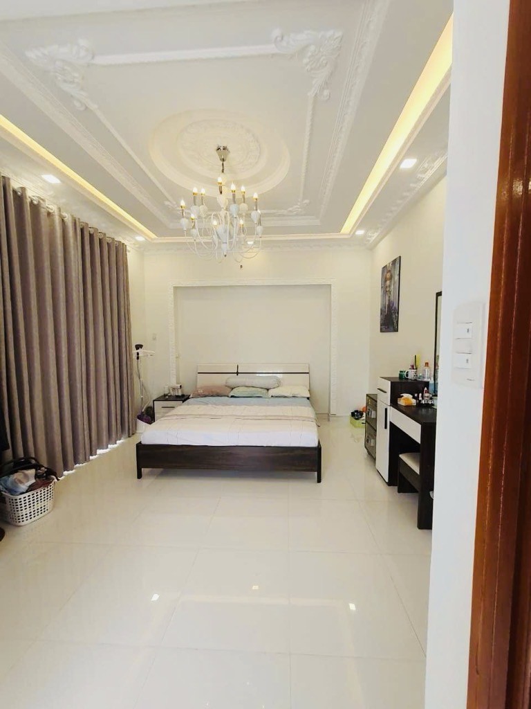 BIỆT THỰ LÔ GÓC QUẬN 7 - HUỲNH TẤN PHÁT - FULL NỘI THẤT Ý - 11 TỶ 8 - Ảnh 1