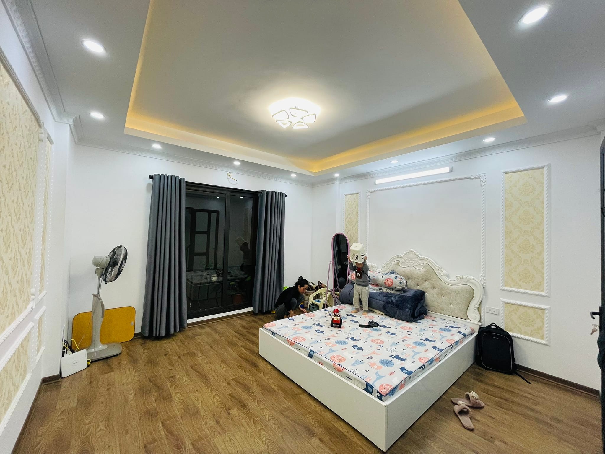 Bán Gấp Nhà Phố Nguyễn Văn Cừ, Bồ Đề, Long Biên, 30m2, 5 Tầng, 3 ngủ, full đồ, Ô Tô, - Ảnh 1