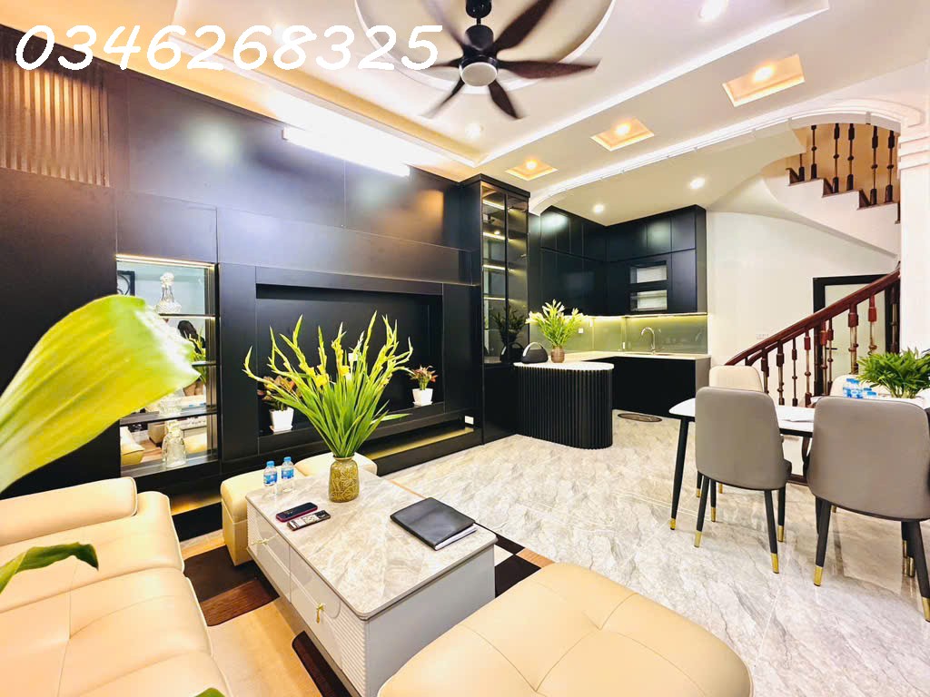 TRUNG TÂM ĐỐNG ĐA - NHÀ ĐẸP GẦN PHỐ - NỘI THẤT XỊN - 40M2 NHỈNH 8 TỶ - Ảnh chính