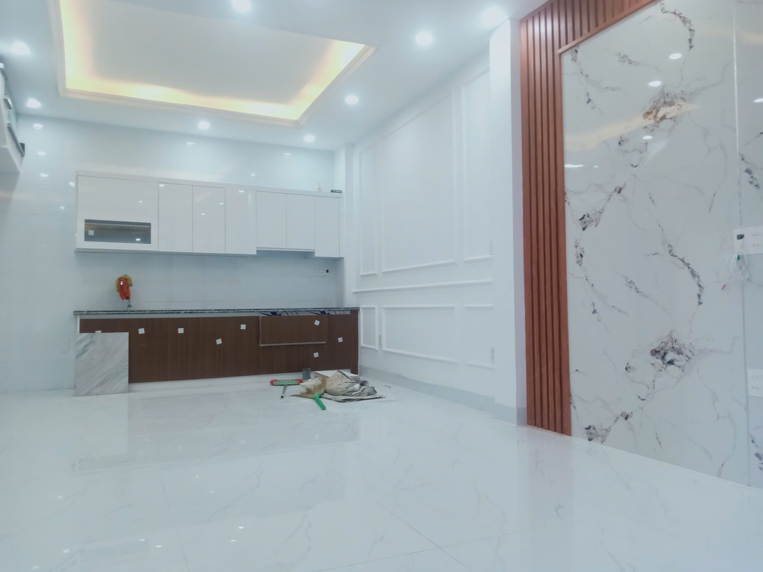 Cần Chuyển Nhượng  căn nhà 3 tầng Xây độc lập Sân cổng Trong Ngõ Đường LÊ LAI Thông 191 ĐÀ NẴNG - - Ảnh 1