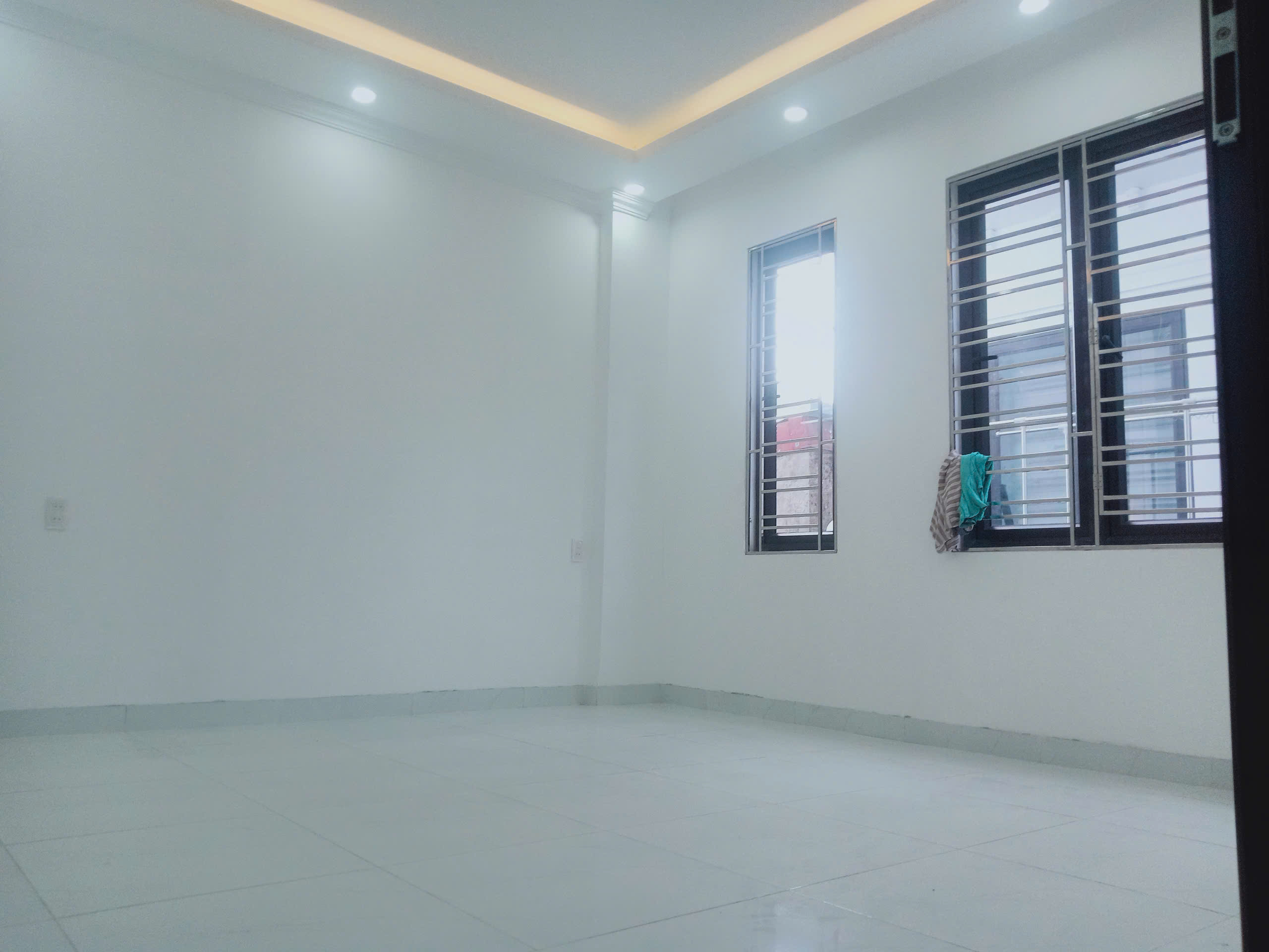 Cần Chuyển Nhượng  căn nhà 3 tầng Xây độc lập Sân cổng Trong Ngõ Đường LÊ LAI Thông 191 ĐÀ NẴNG - - Ảnh 2