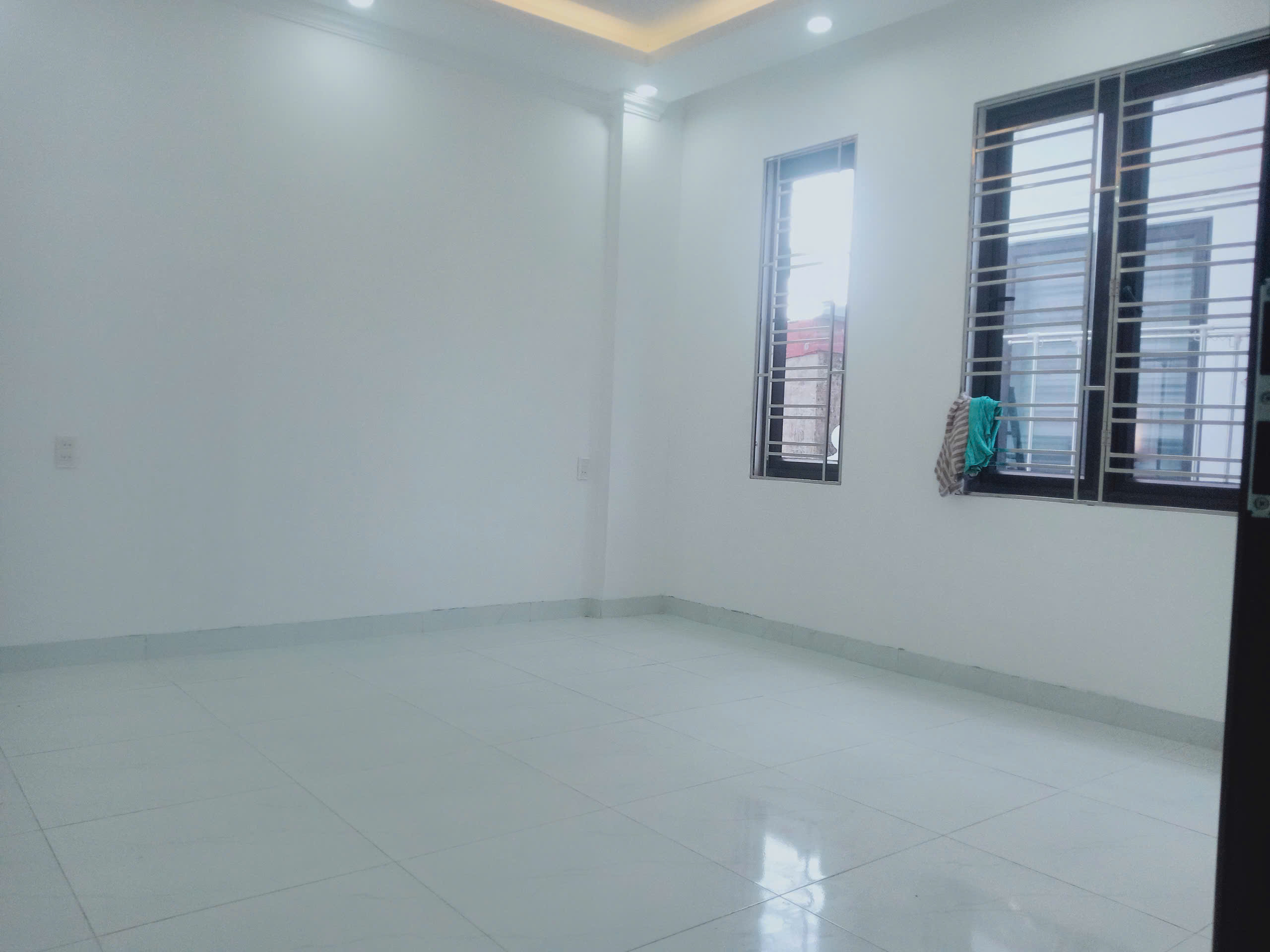Cần Chuyển Nhượng  căn nhà 3 tầng Xây độc lập Sân cổng Trong Ngõ Đường LÊ LAI Thông 191 ĐÀ NẴNG - - Ảnh 3
