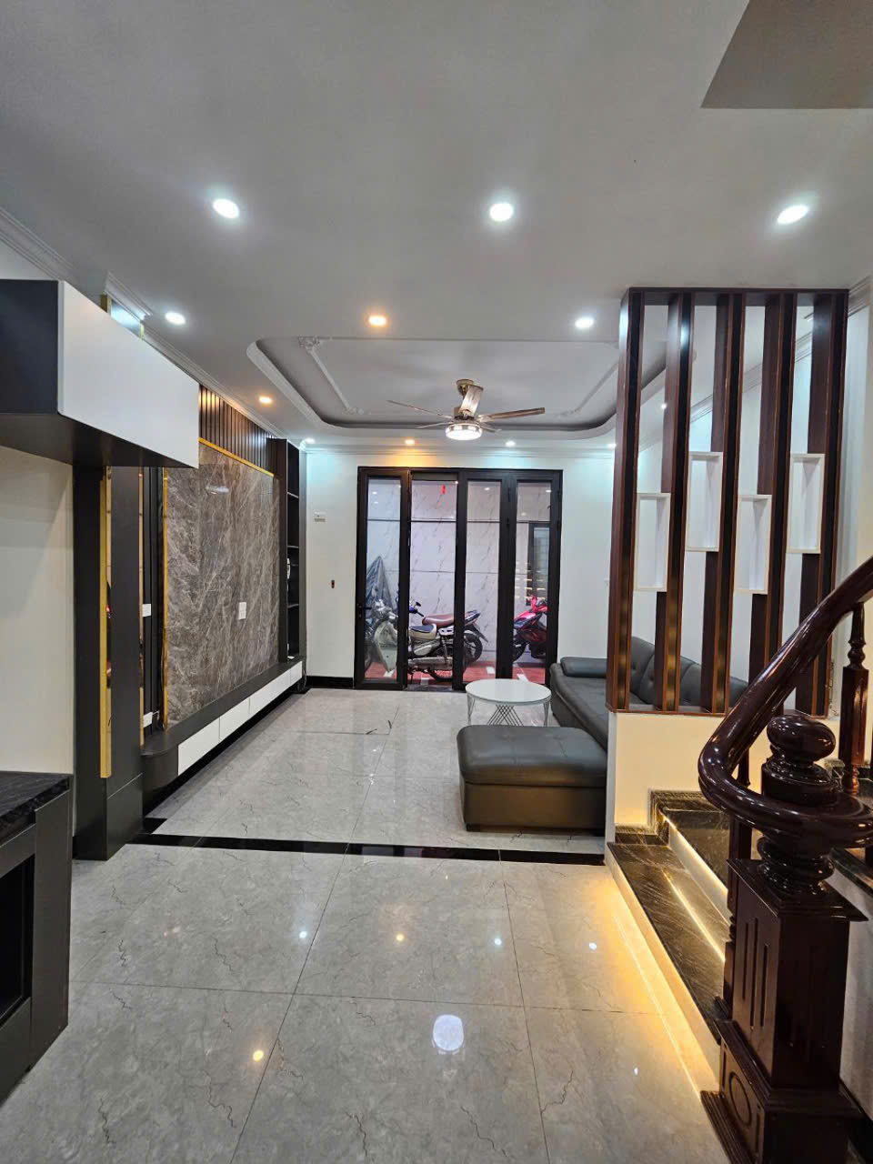 BÁN NHANH NHÀ THANH AM GẦN ĐƯỜNG MỚI, NGÕ Ô TÔ, 30M2-5 TẦNG - 5,8TỶ - Ảnh 1