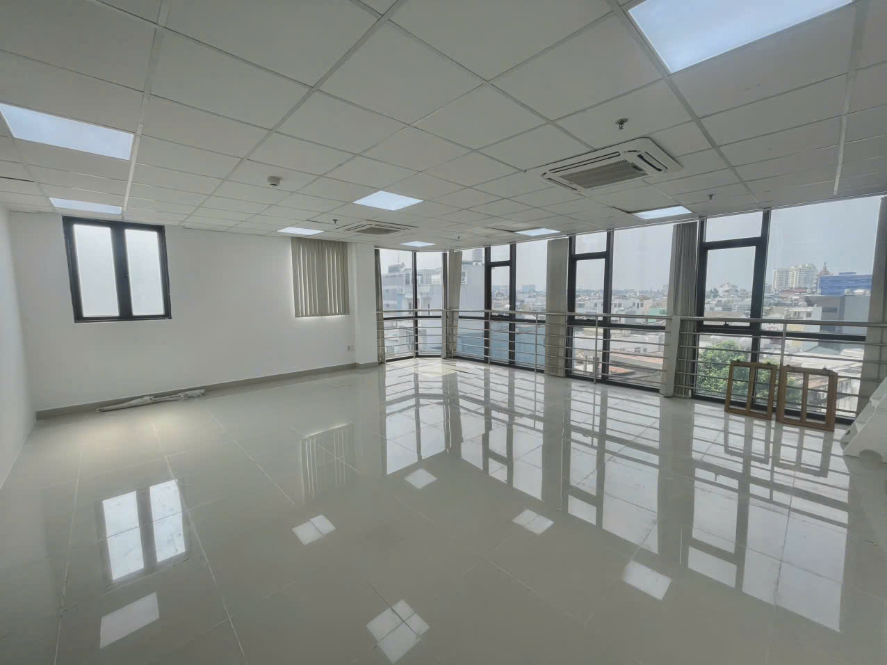 Toà nhà SWIN TOWER 152 - 152A Nguyễn Văn Đậu, P7, BT - Ảnh 1