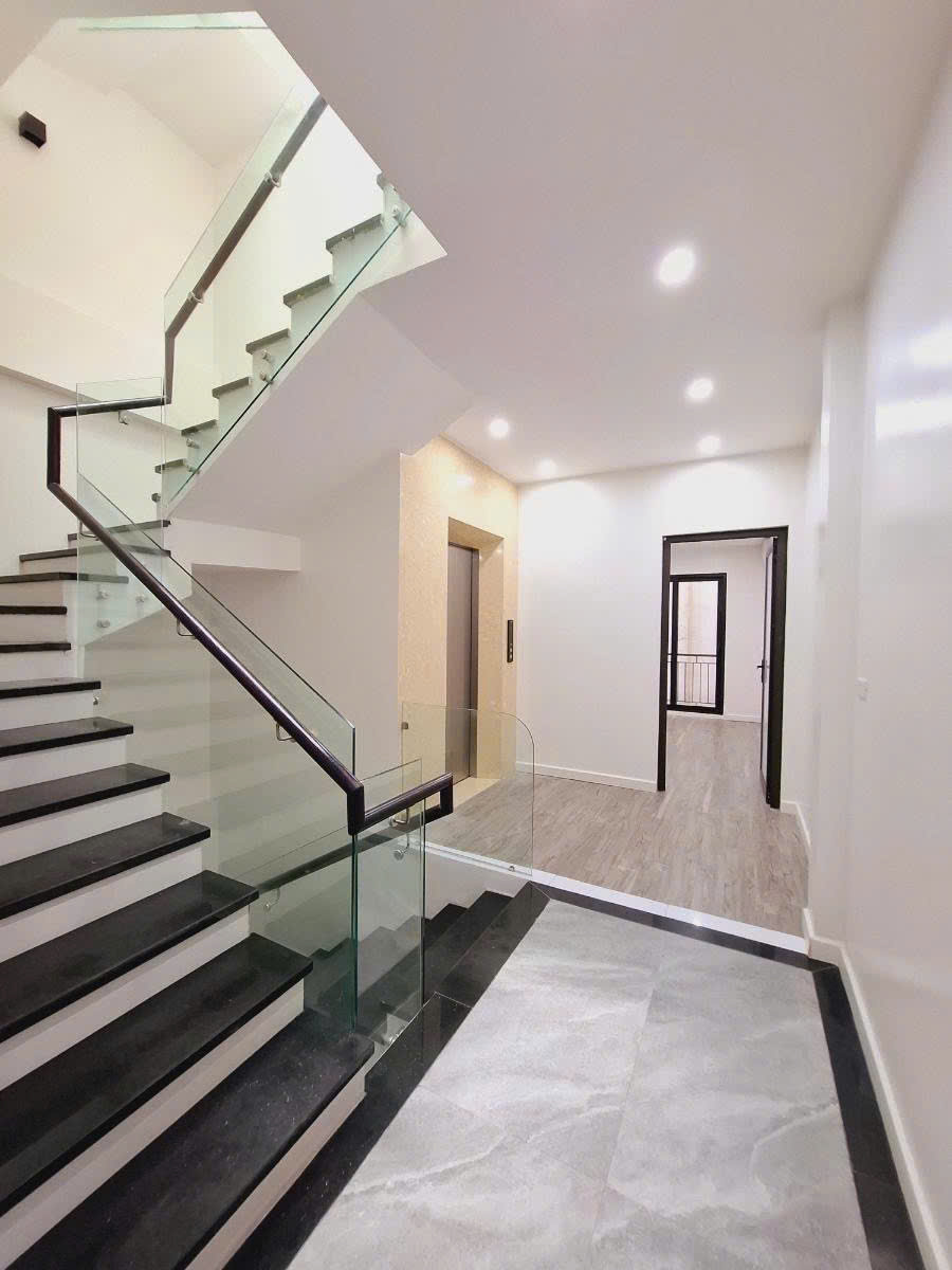 BÁN NHÀ MẶT PHỐ BẠCH THÁI BƯỞI- VĂN QUÁN - HÀ ĐÔNG, 90 M2, 6 TẦNG TM, GIÁ 27 TỶ. - Ảnh 2