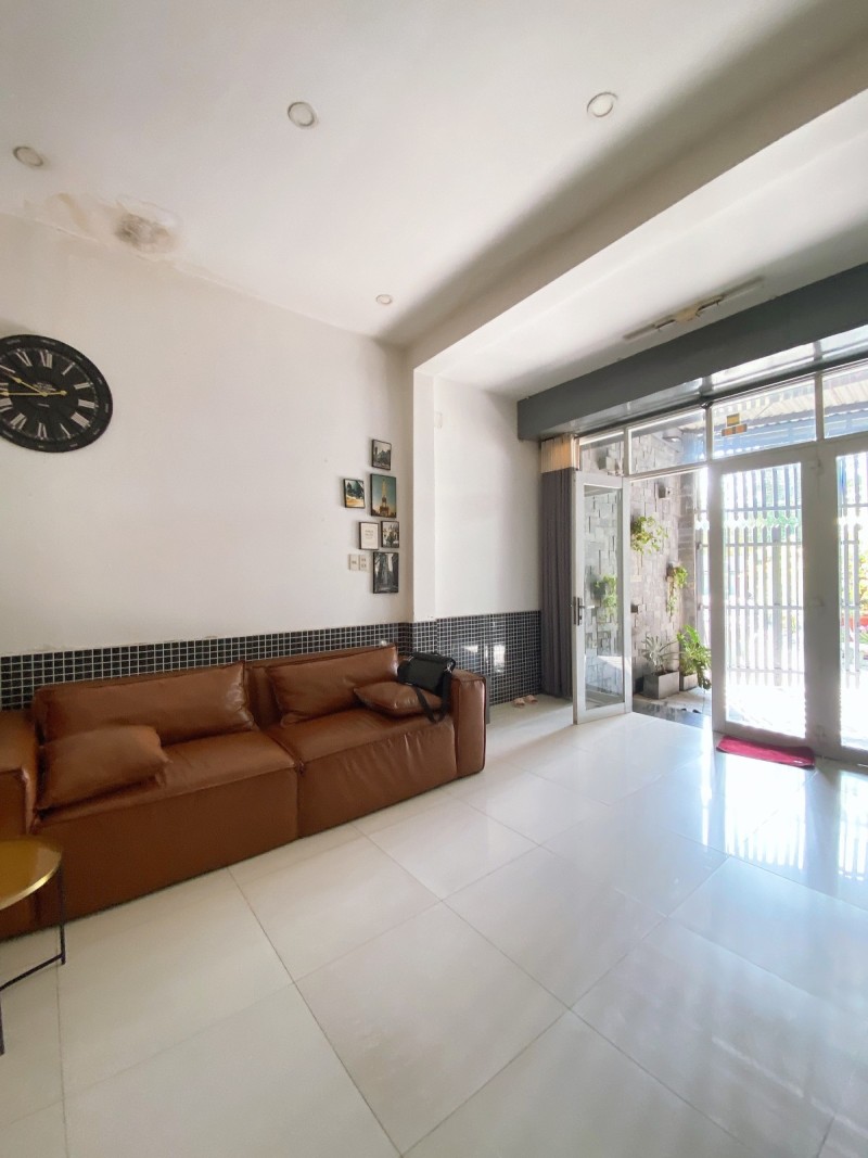 Bán nhà mặt phố Linh Đông, Thủ Đức, 95m², 6.1 tỷ, sổ hồng - Ảnh chính