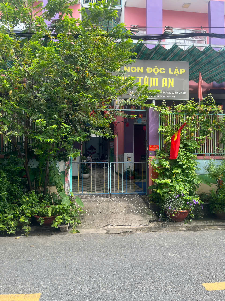 CHỦ gấp bán trường mầm non đường nhựa 8m thông Nguyễn Ảnh Thủ Quận 12 dt 312m2 full thổ cư đúc 3 - Ảnh 2