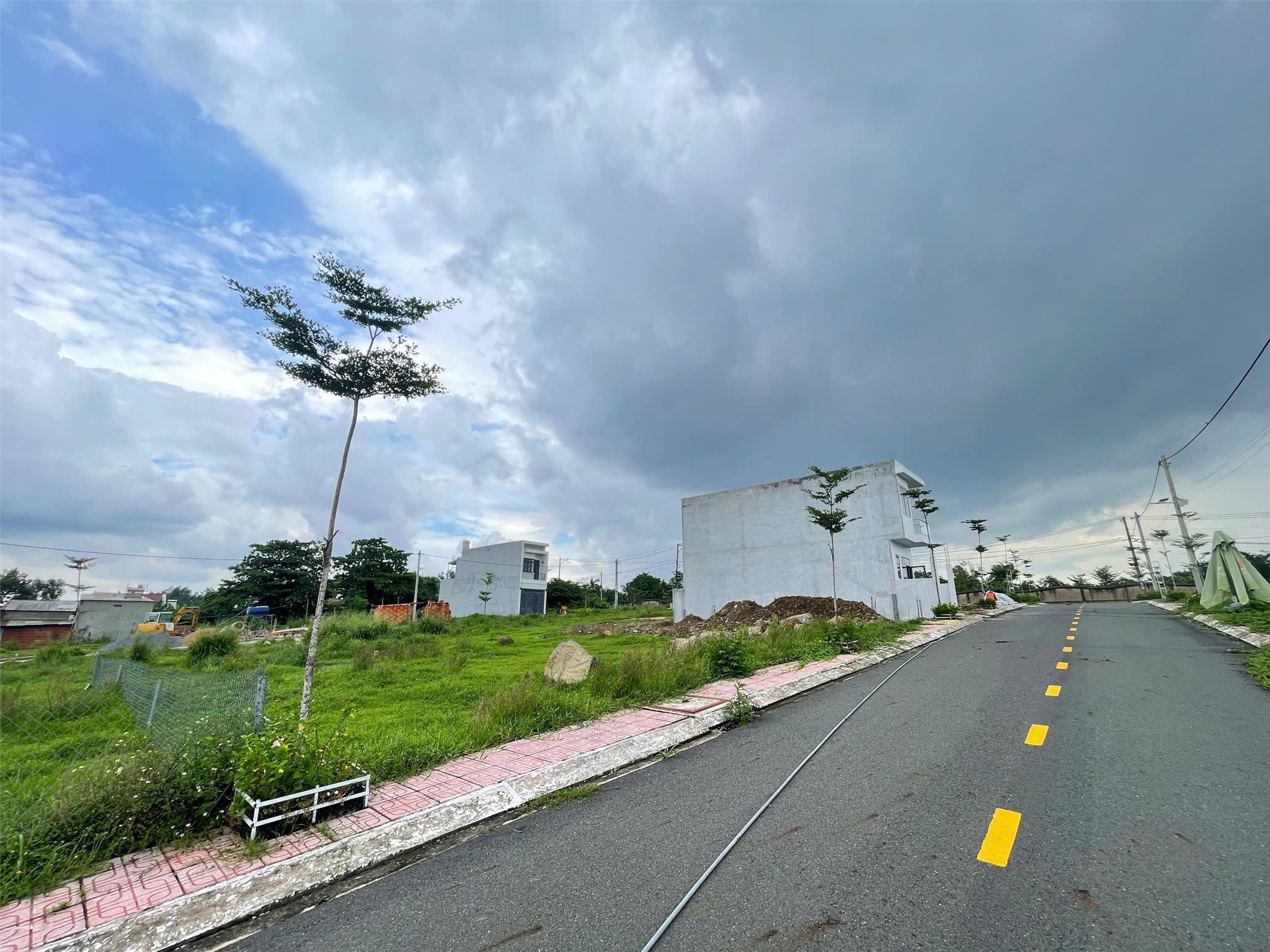 BÁN ĐẤT THỔ CƯ 82M2 GIÁ HỜI - NGUYỄN TRUNG TRỰC - AN HÒA - BIÊN HÒA - SỔ HỒNG CHÍNH CHỦ - Ảnh chính