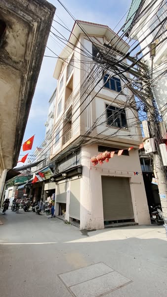 Cần t.i.ề.n bán gấp nhà phố LÔ GÓC 33m MT 11m, 2 THOÁNG - hiện đang KINH DOANH phòng khám giá hơn - Ảnh chính