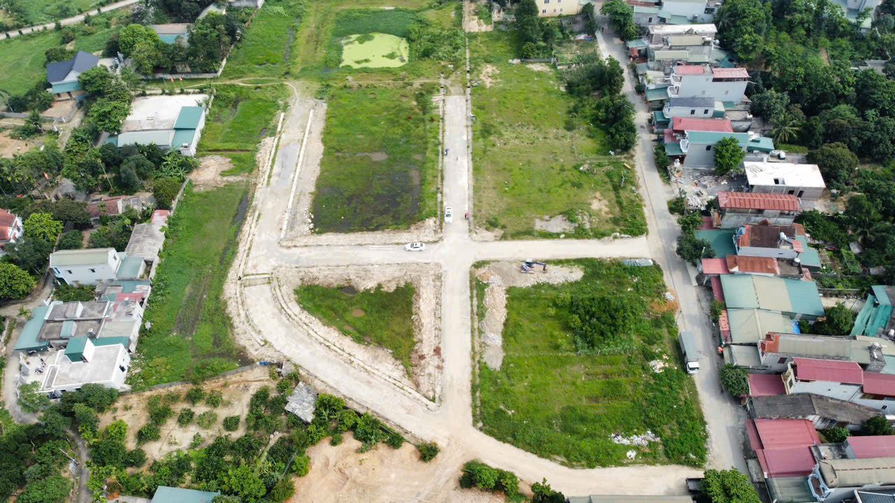 Đất đấu giá Lạc Thủy – cạnh 2 trường cao đẳng – QL21A – kề UBND xã, UBND huyện - Ảnh chính