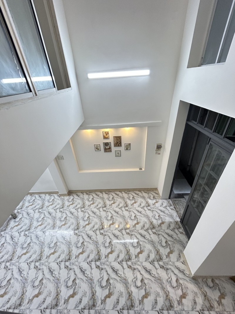 ♪ Nhà Kiệt Trưng Nữ Vương, 27m2, 3 tầng, 1.95 tỷ - Ảnh 1