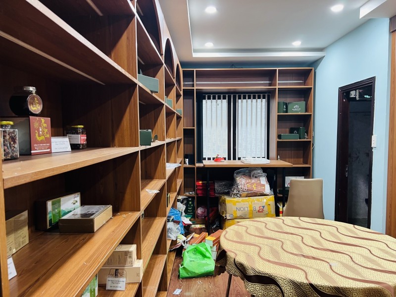 # 2 Mặt Tiền Đống Đa gần Chợ, 57m2, 4 tầng, nhỉnh 12 tỷ - Ảnh 1