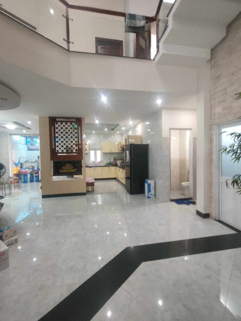 ► Nhà 60m ra Nguyễn Tất Thành, 135m2, 2 tầng cứng, còn mới, 5PN, 3.xx tỷ ~28tr/m2 - Ảnh chính