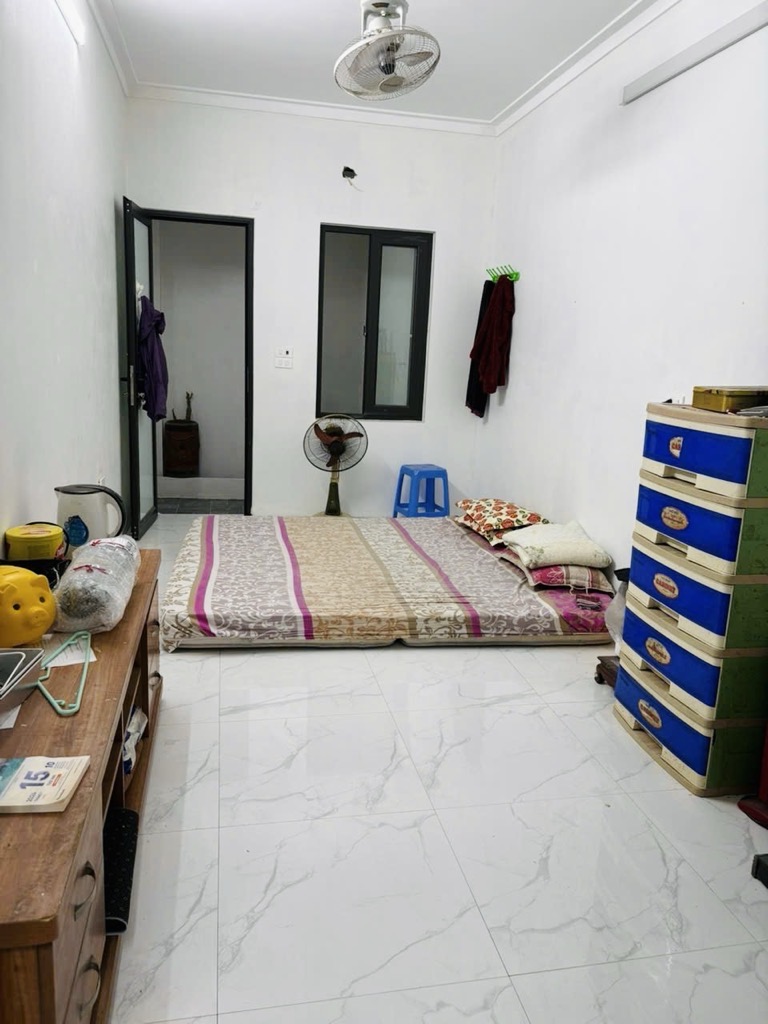 Bán nhà 3T ngõ 121 Ngọc Thuỵ 56m oto đỗ cổng, gần cầu chỉ 5 tỷ  .LH 0936123469 - Ảnh 1