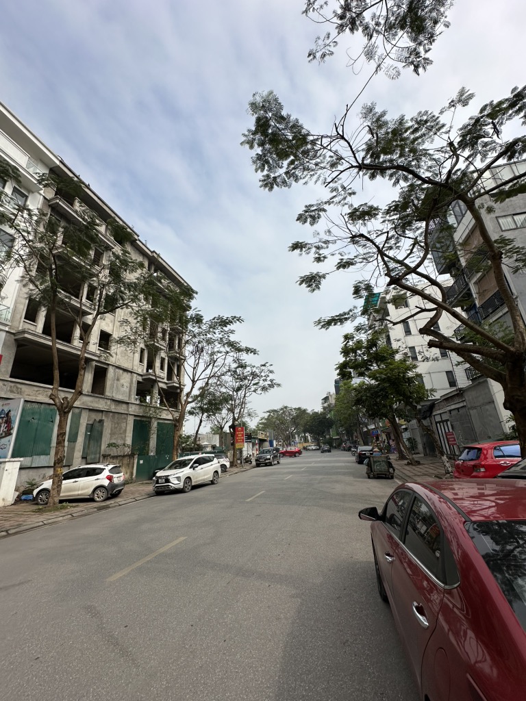 HOÀNG NHƯ TIẾP 25 tỷ 110m Ô TÔ TRÁNH KINH DOANH CHO THUÊ ĐỈNH,LONG BIÊN - Ảnh 1