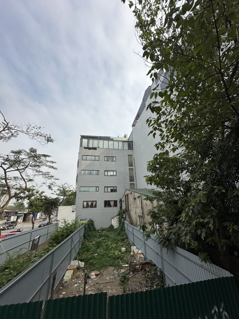 HOÀNG NHƯ TIẾP 25 tỷ 110m Ô TÔ TRÁNH KINH DOANH CHO THUÊ ĐỈNH,LONG BIÊN - Ảnh 2