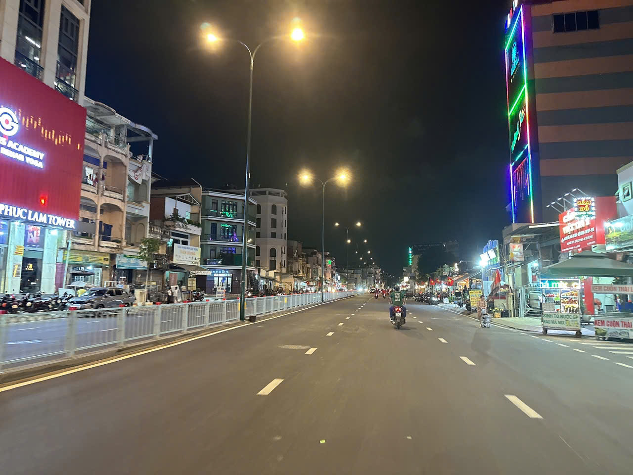 Biệt thự 5 lầu HXT thông Dương Quảng Hàm ngang 8m 180m2 tặng NT Vàng 24K hồ bơi 37.9 tỷ - Ảnh 2