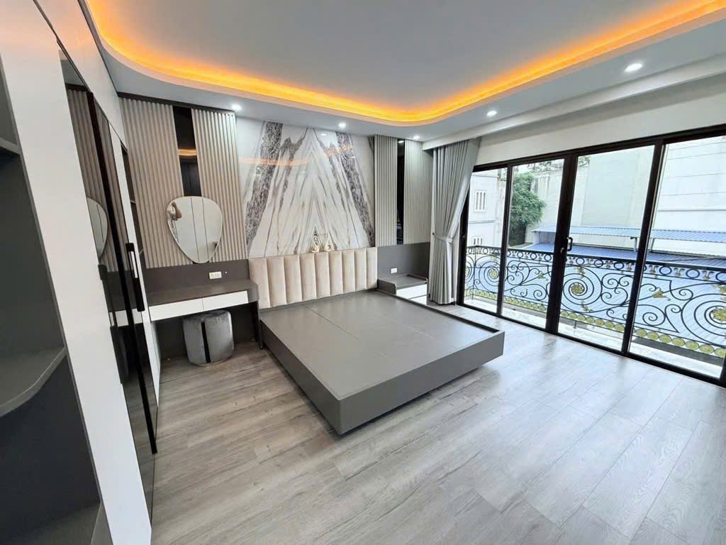 SIÊU HIẾM, NHÀ MỚI GIA THƯỢNG 50M, 6T, MT5M, GARA, 7 CHỖ THÔNG, THANG MÁY, ĐẦY ĐỦ NỘI THẤT. - Ảnh 2