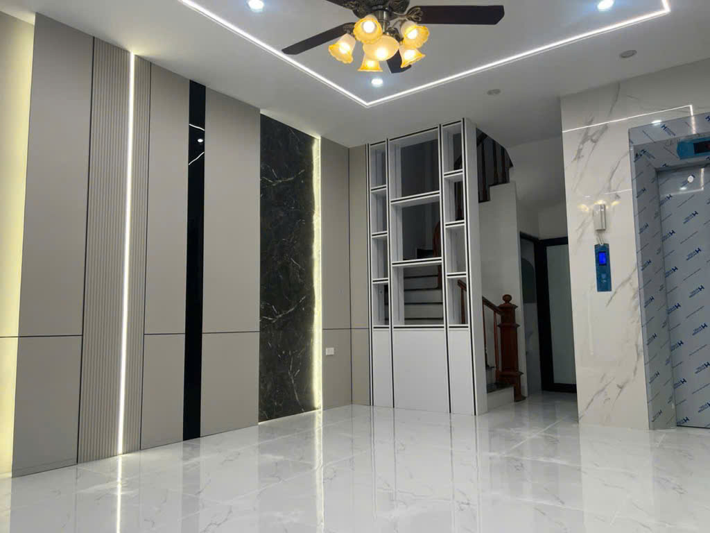 BÁN NHÀ PHỐ NGỌC TRÌ - LONG BIÊN – 42M² – 6 TẦNG – CÓ THANG MÁY – Ô TÔ ĐỖ CỬA - Ảnh 3