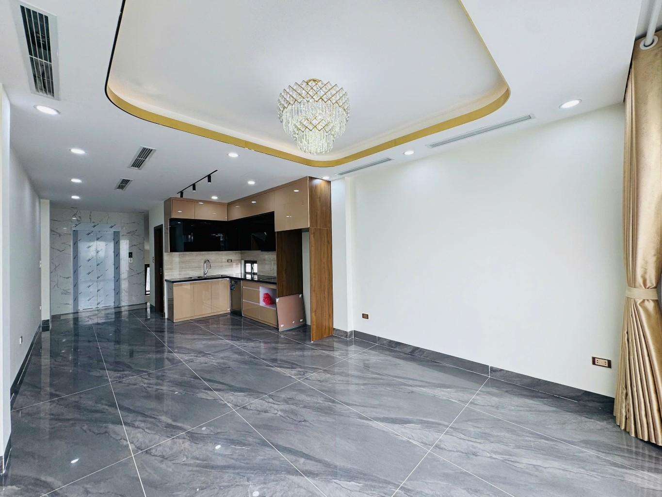BÁN NHÀ NGỌC LÂM 23 tỷ 55m NGÕ Ô TÔ ĐỖ CỬA,KINH DOANH,LONG BIÊN - Ảnh 3