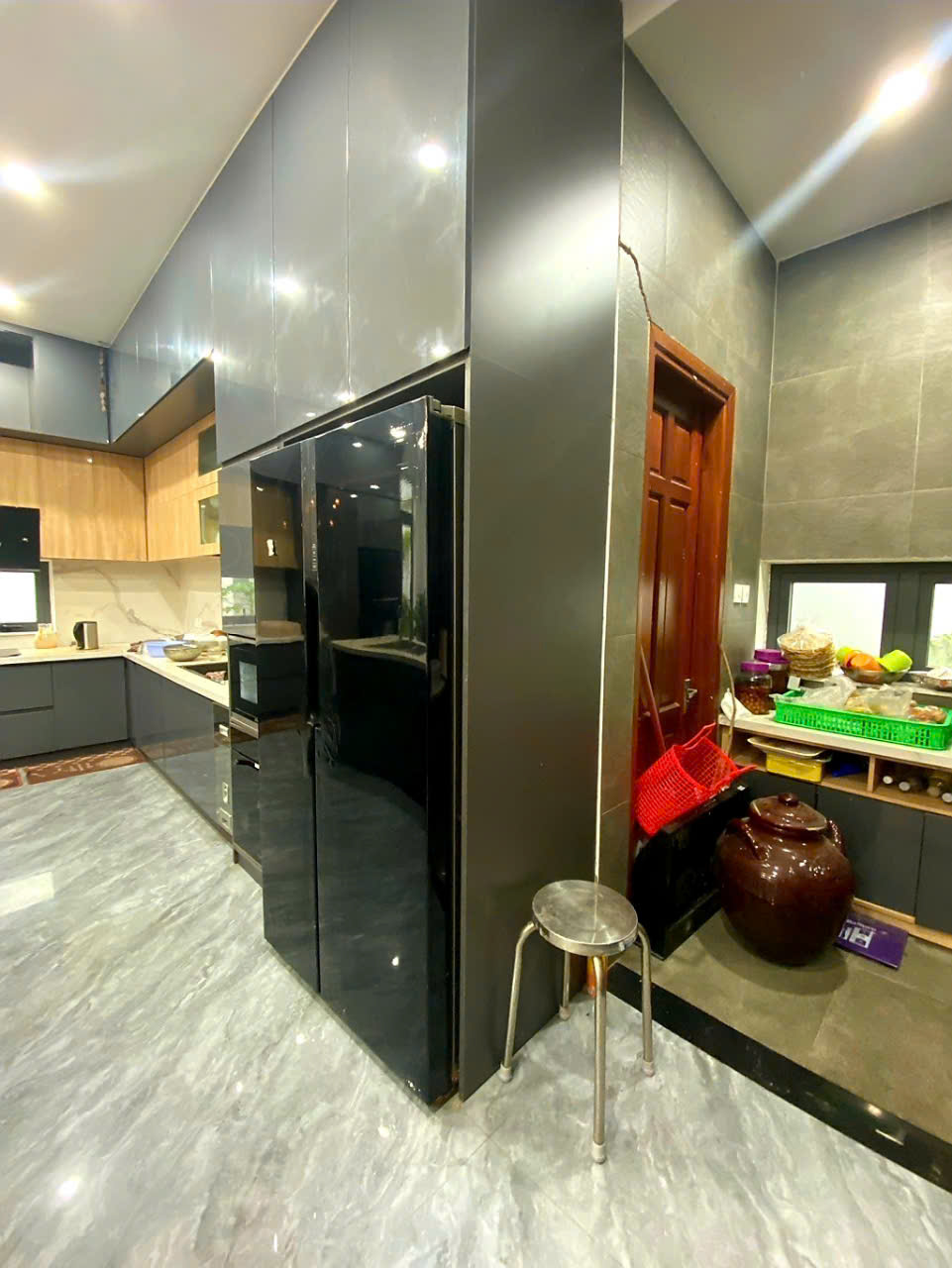 Biệt Thự Vườn Đường Đặng Thái Thân, Dt 695m2, Ngang 16m, Nhà 2 Tầng, Giá 20,5 Tỷ - Ảnh chính