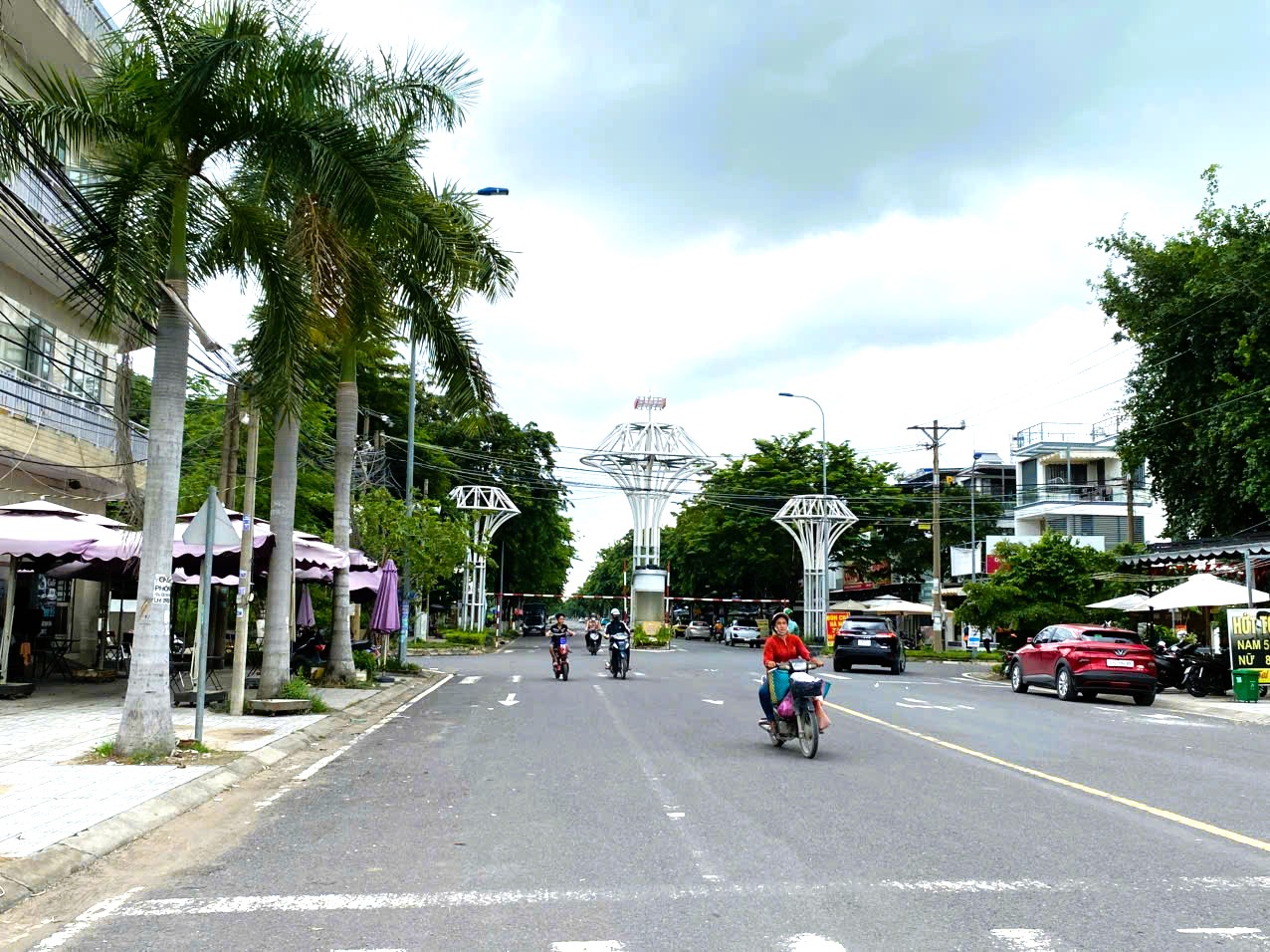 BÁN GẤP LÔ ĐẤT ĐẸP KĐT ĐÔNG TĂNG LONG, 358M2 VUÔNG VỨC, SỔ RIÊNG THỔ CƯ, GẦN CHỢ, CHỈ 13.8TỶ - Ảnh chính