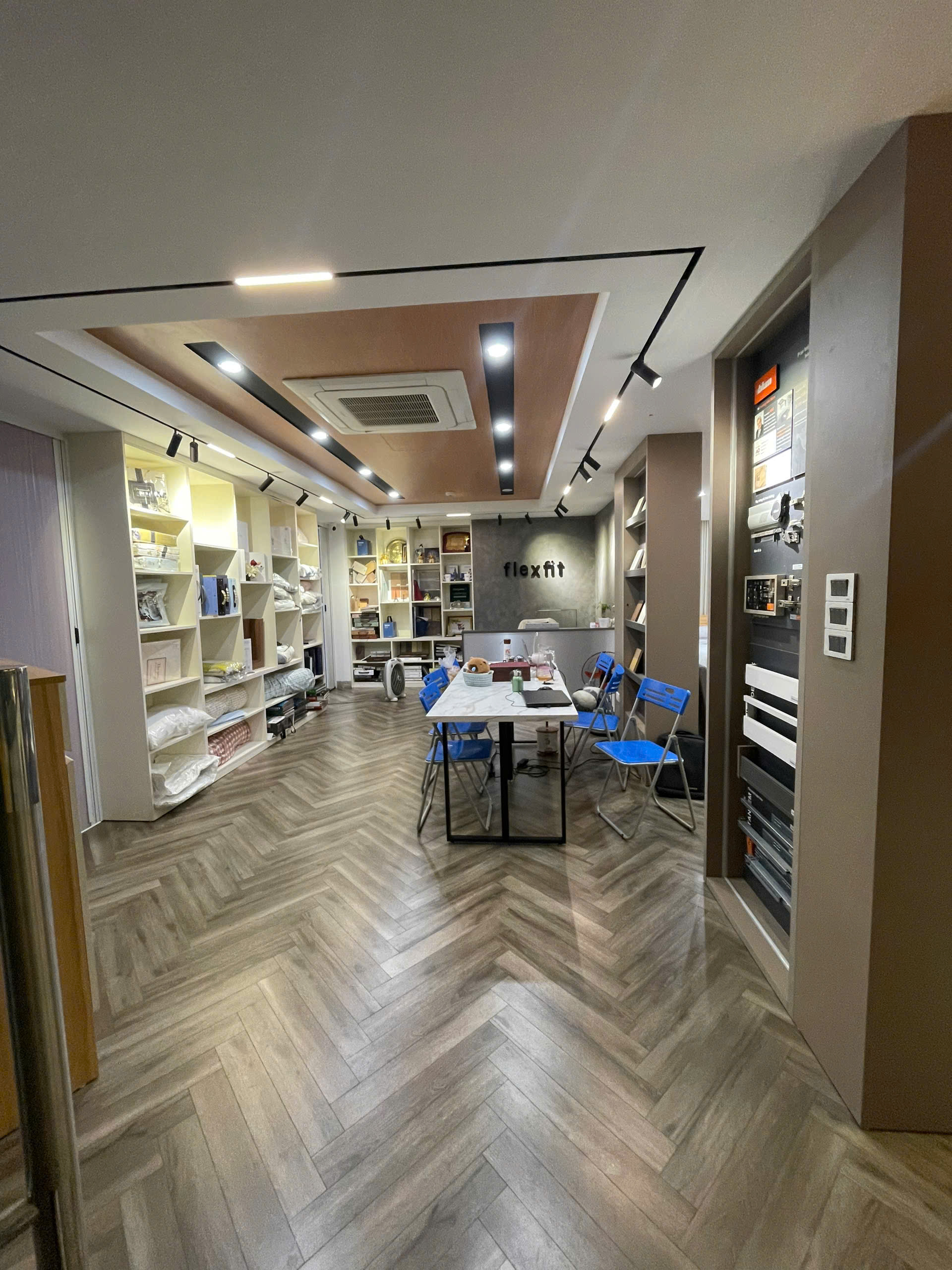 Cho thuê VP và MBKD mặt đường Nguyễn Trãi, Quận Thanh Xuân, HN, DTSD 42m² - 97m², giá 22tr - - Ảnh 2
