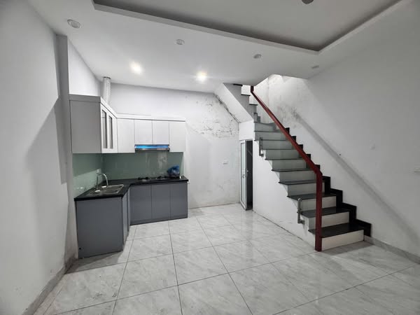 CHO THUÊ NHÀ NGUYÊN CĂN NGÕ 121 KIM NGƯU - HAI BÀ TRƯNG - Ảnh chính