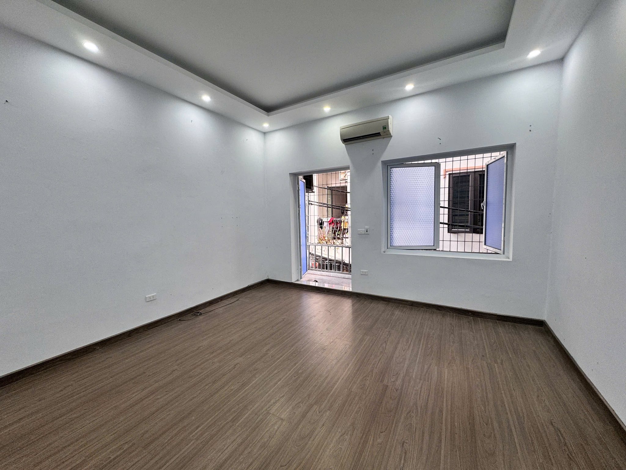 CHO THUÊ NHÀ NGUYÊN CĂN NGÕ 121 KIM NGƯU - HAI BÀ TRƯNG - Ảnh 1