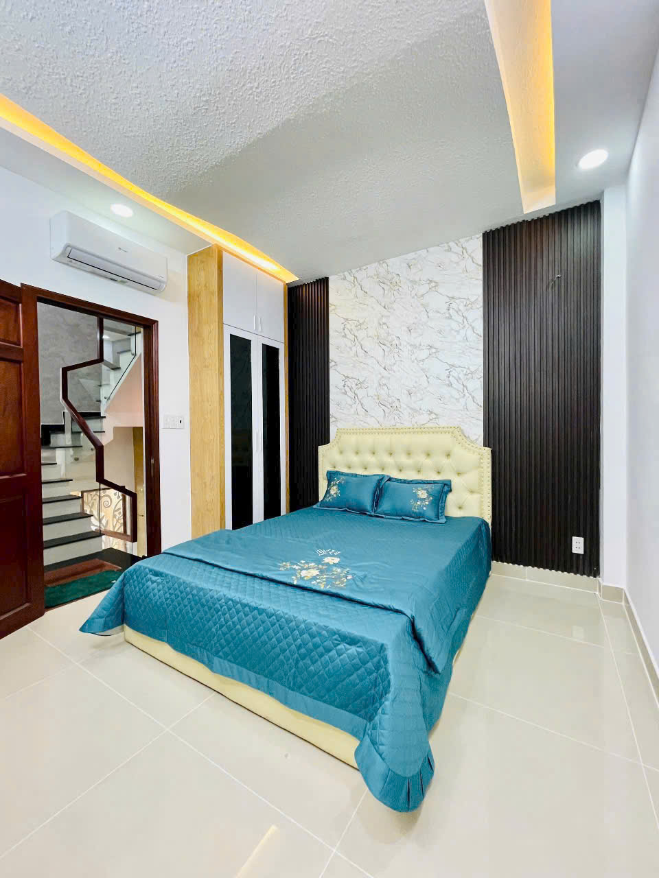 🏡 CẦN BÁN NHÀ ĐẸP - VỊ TRÍ ĐẮC ĐỊA - GIÁ TỐT 1 tỷ📍 Vị trí: [ Huyện Bình Chánh ] - Ảnh 3