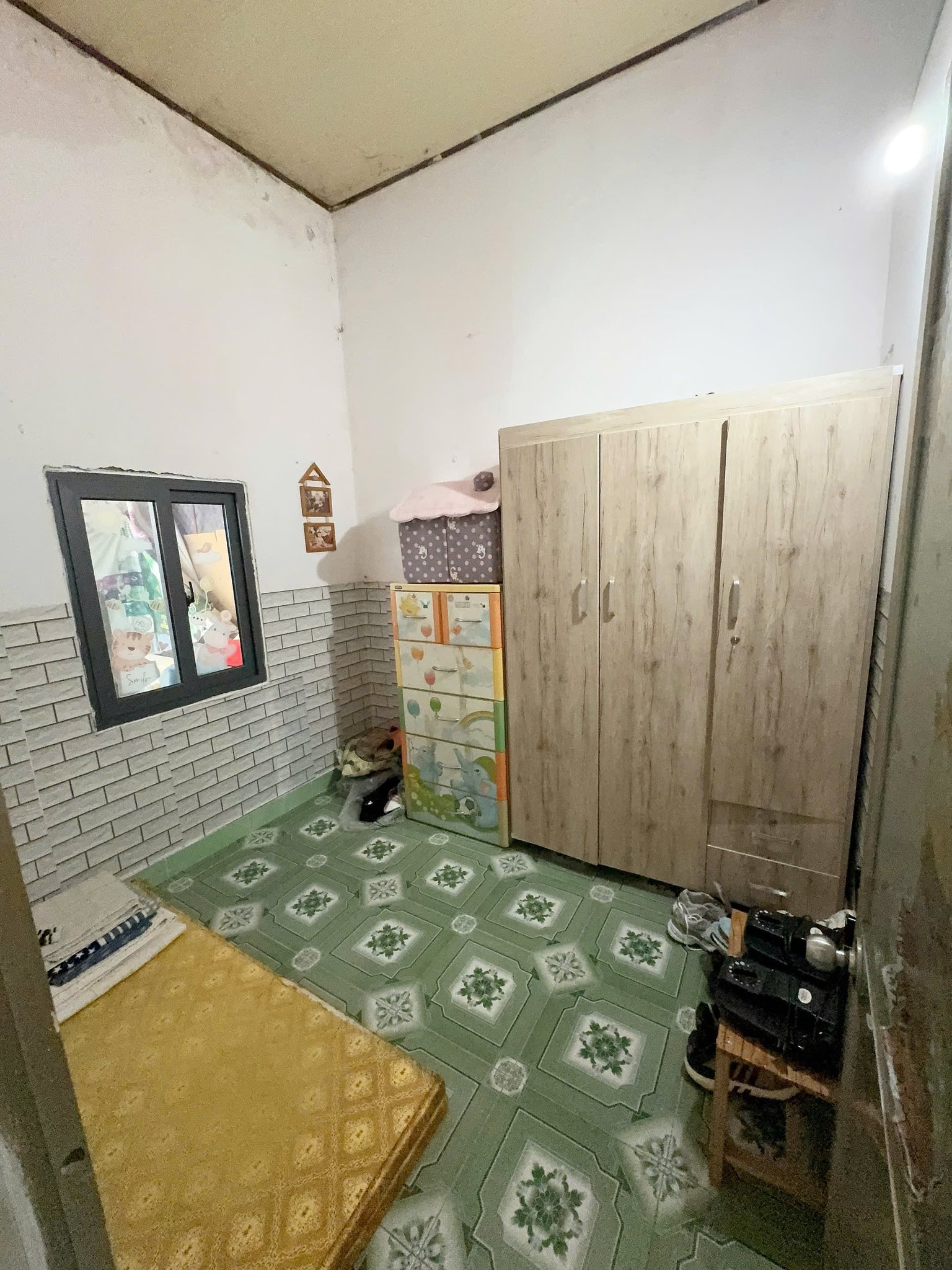 BÁN NHÀ CĂN GÓC 2 TẦNG HẺM HƯƠNG LÔ NGỌC HIỆP GIÁ 1TY9 - Ảnh 3