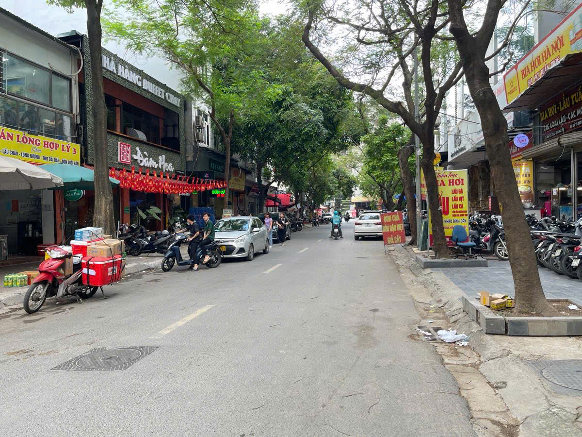 BÁN NHÀ NGUYỄN CHÍ THANH – 45M² – 5 TẦNG – NGÕ TO KINH DOANH ĐỈNH GIÁ CHỈ 14.6 TỶ - Ảnh chính
