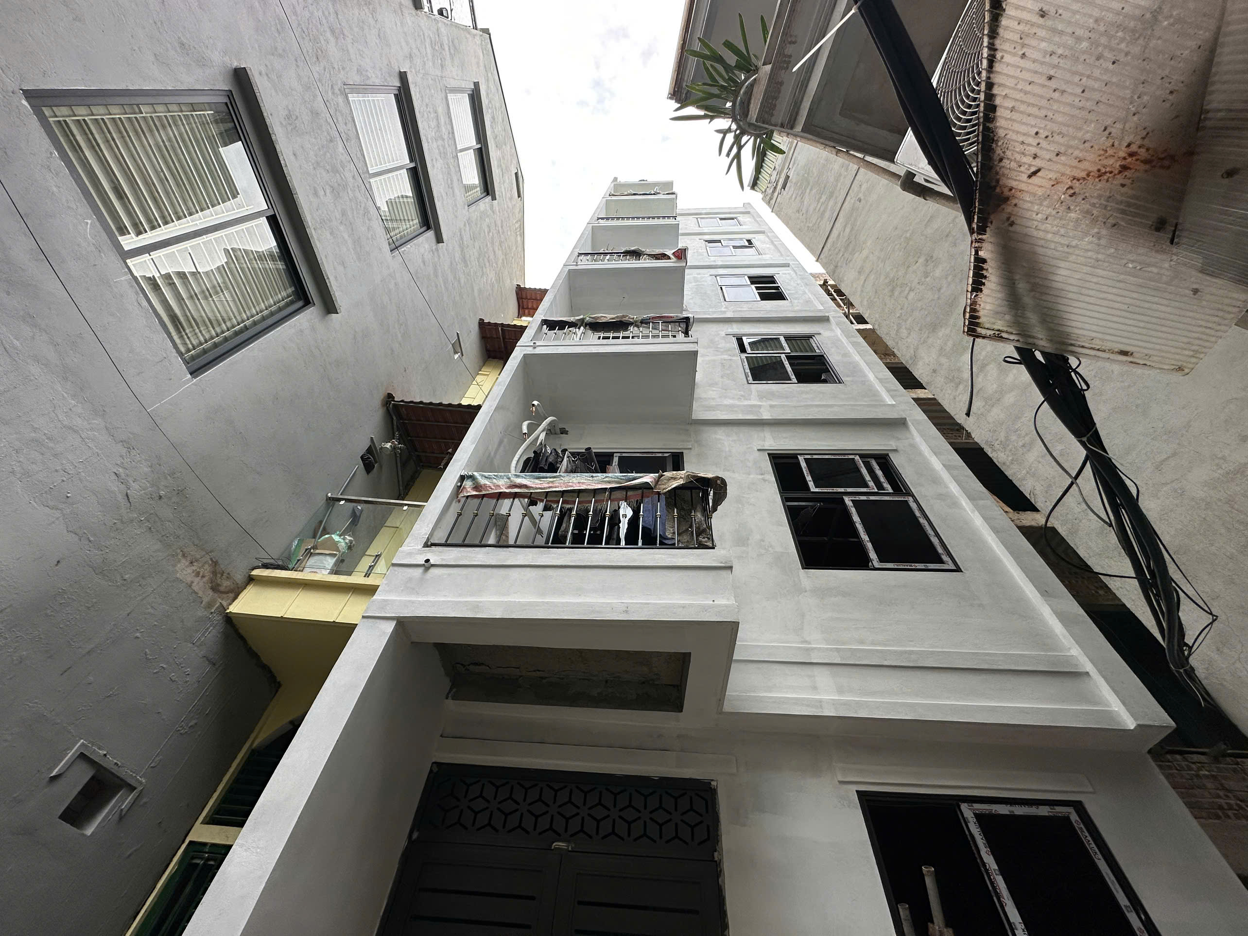 (Tin thật 100%) Bán tòa CHDV xây mới 66m2 x 22CH tại Trần Hữu Tước - Đống Đa - Dòng tiền 1,3 tỷ/năm - Ảnh chính