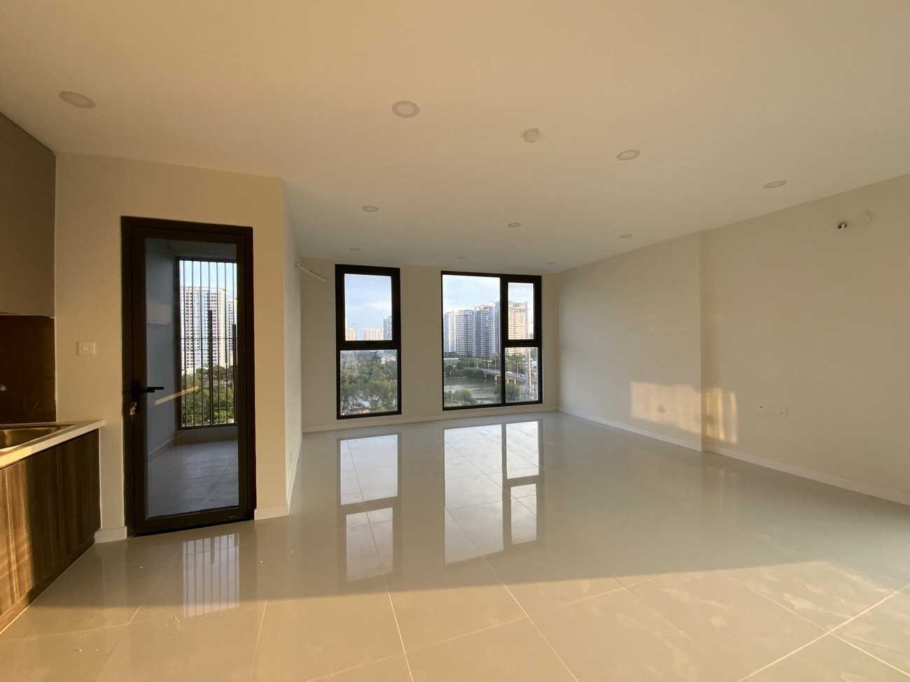 BÁN OFFICETEL LAVIDA PLUS QUẬN 7 – VỊ TRÍ VÀNG, GIÁ TỐT! - Ảnh 3