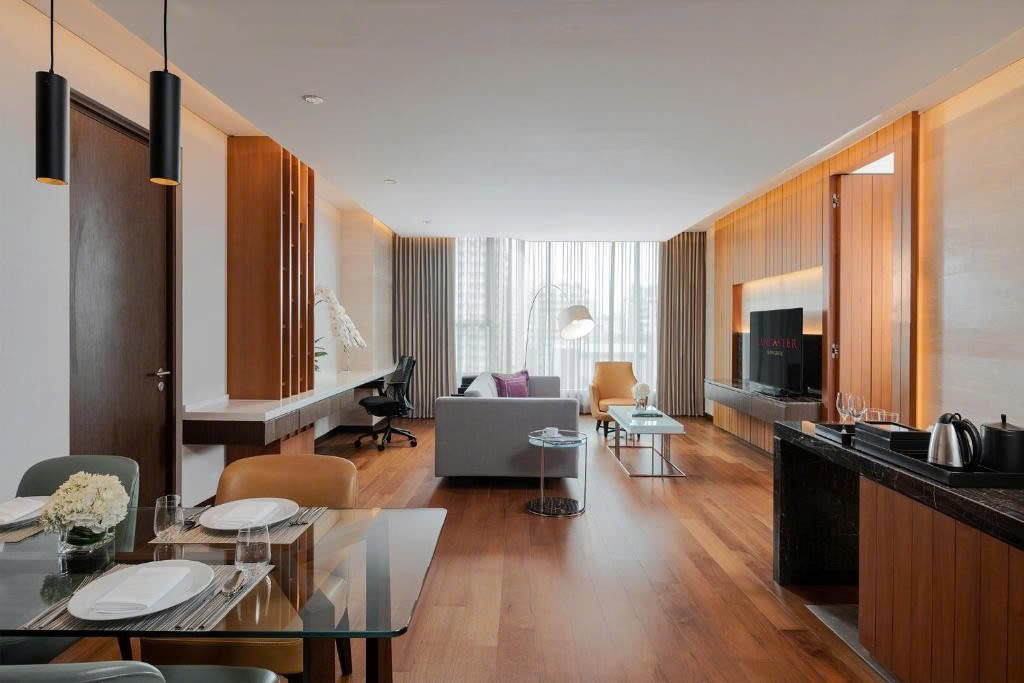 BÁN TÒA APARTMENT MẶT PHỐ DỊCH VỌNG HẬU - 330M² x 10 TẦNG - MT 10M - DÒNG TIỀN 300TR/TH - Ảnh 3