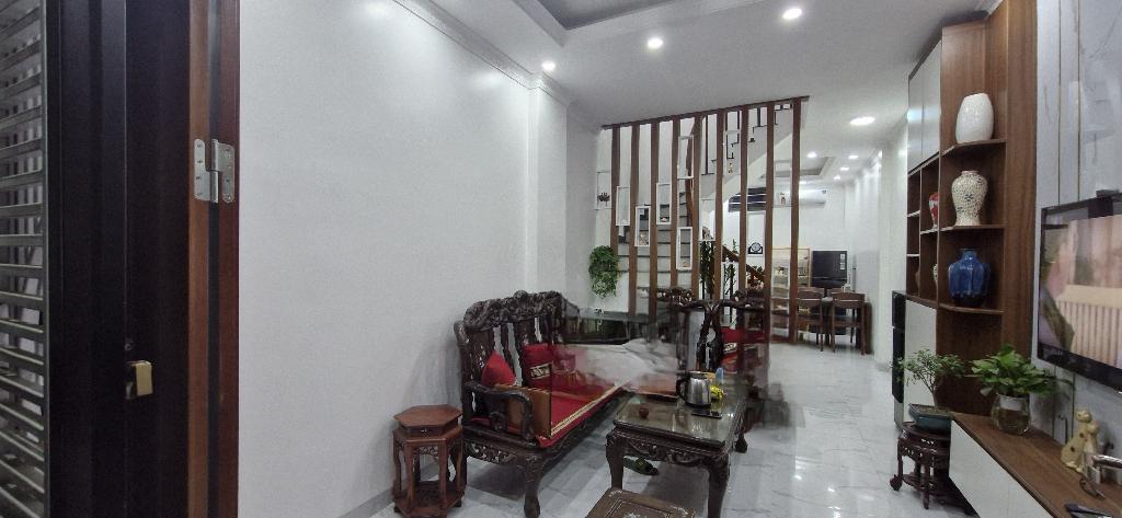 Nhà Phạm Văn Đồng 2 tầng, ngõ nông 5,4 tỷ - Ảnh chính